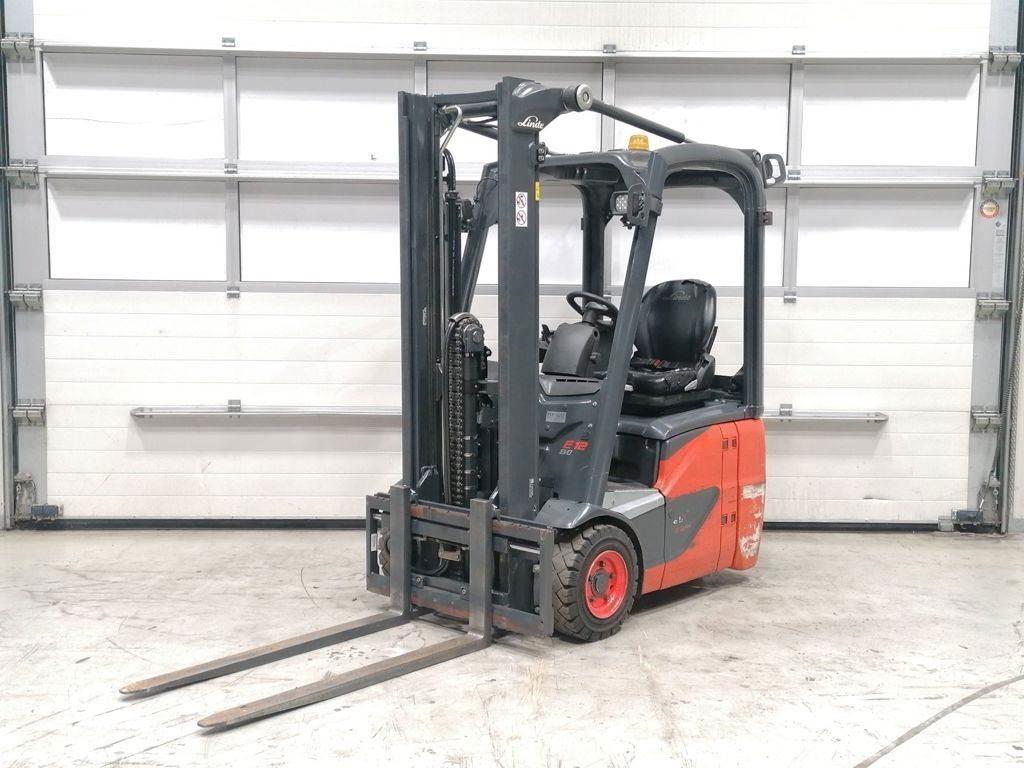 Linde E12-02 Chariots élévateurs électriques