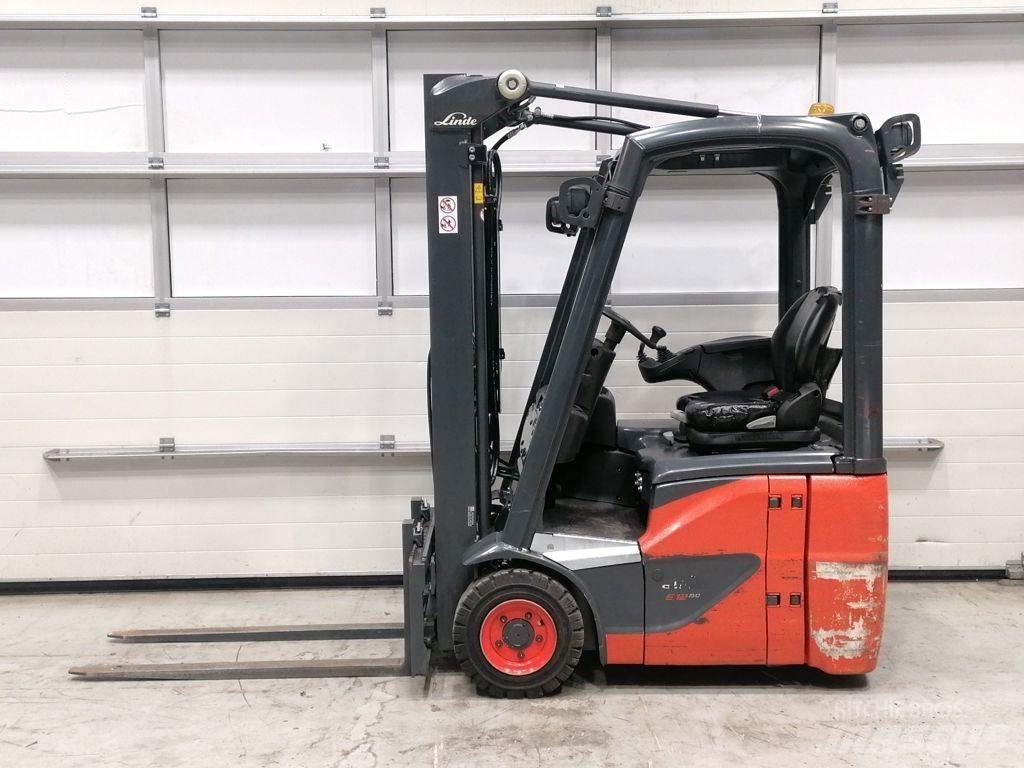 Linde E12-02 Chariots élévateurs électriques