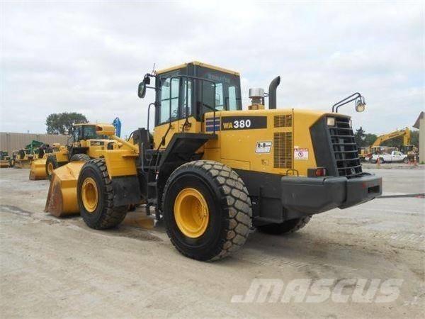 Komatsu WA 380-6 Chargeuse sur pneus