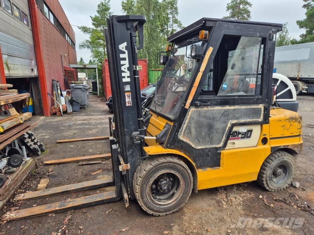 Halla HDF 30 Chariots diesel