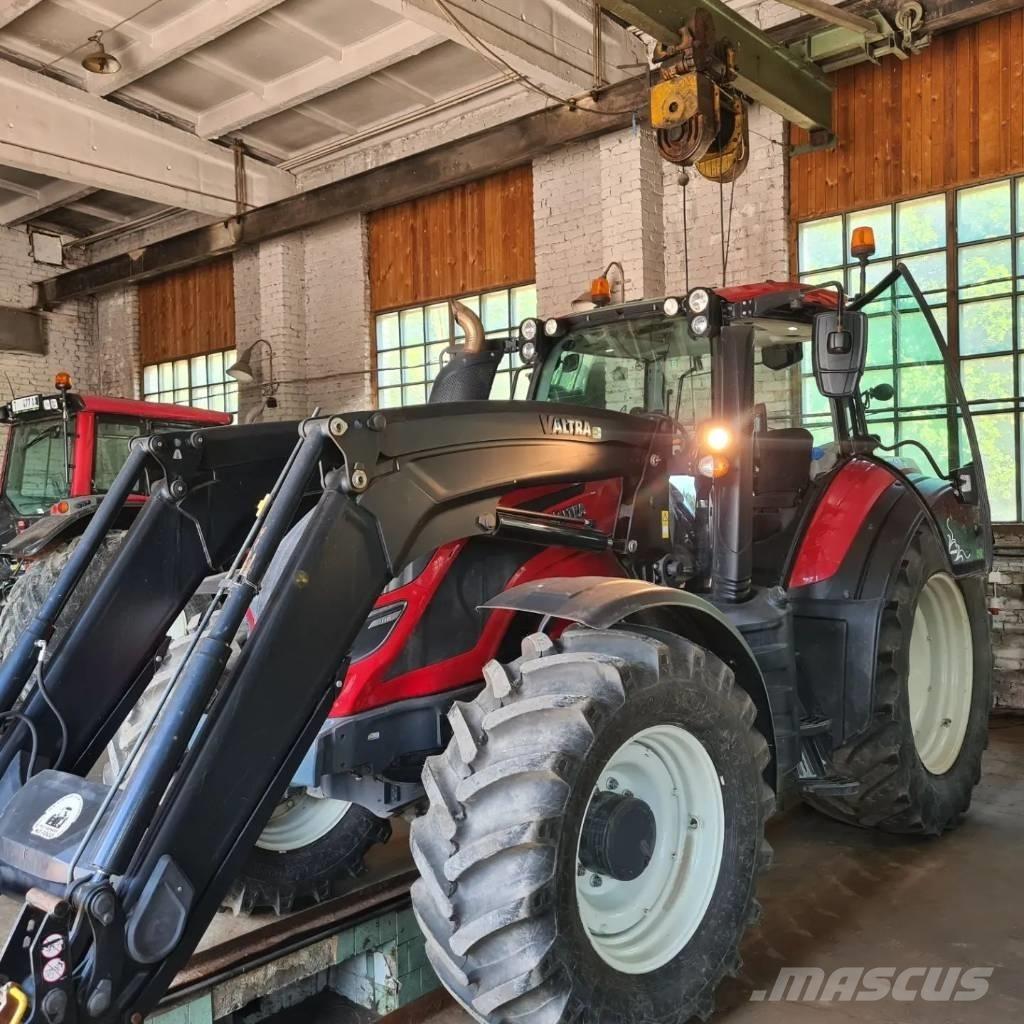 Valtra T 174 Tracteur