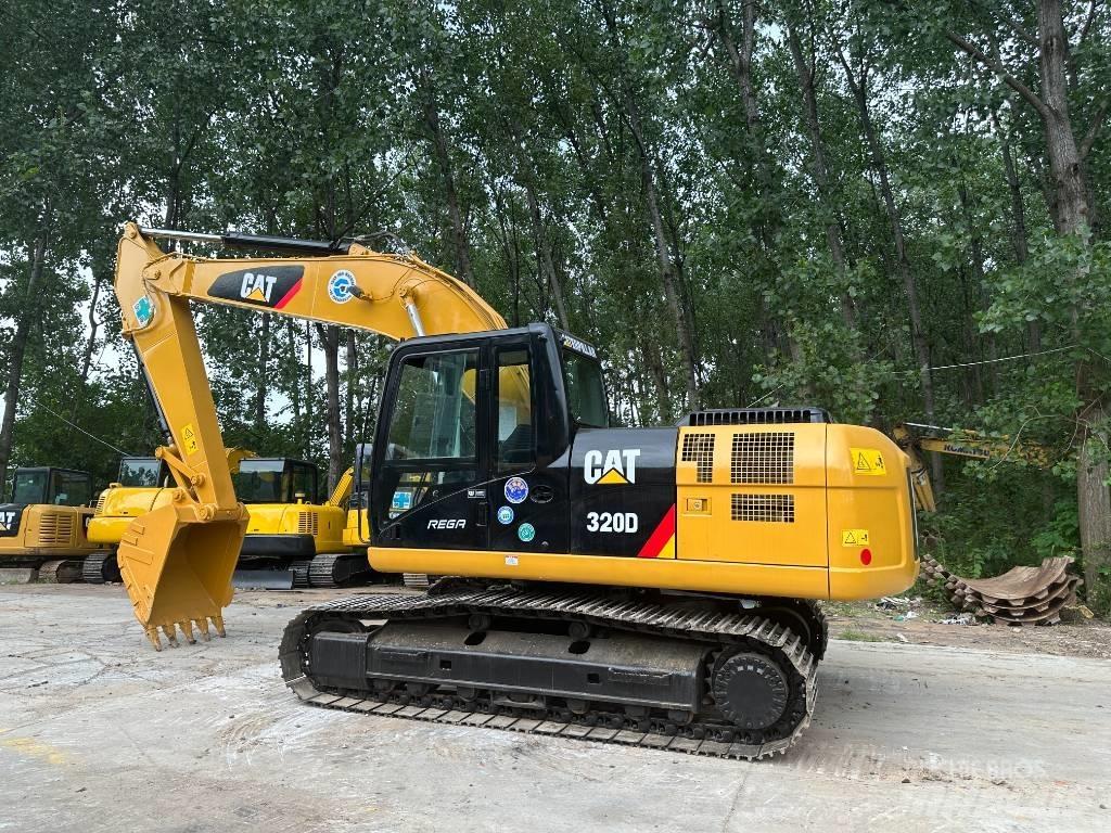CAT 320D Pelle sur chenilles