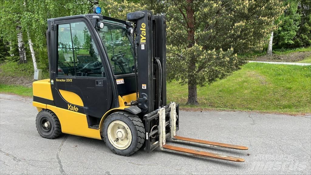Yale GDP 35 VX Chariots diesel