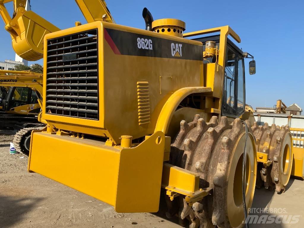 CAT 826 G Compacteur de sol