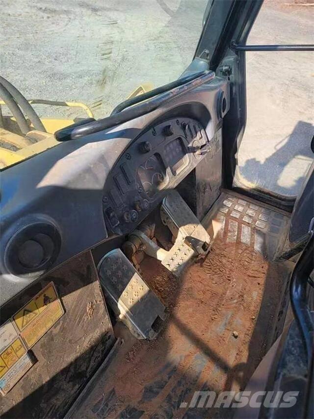 CAT 953C Chargeuse sur chenilles