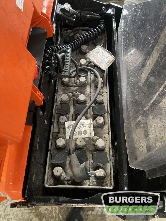 BT SWE120 Gerbeur accompagnant