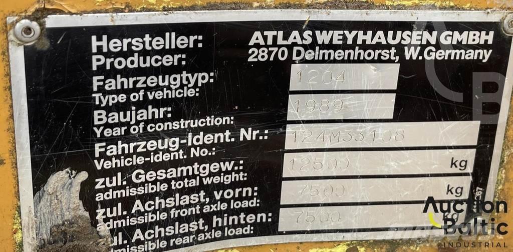 Atlas 1204 Pelle sur pneus