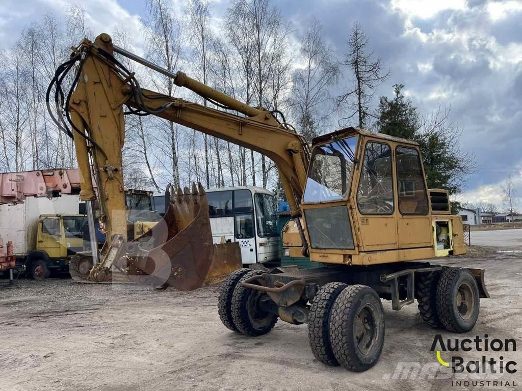 Atlas 1204 Pelle sur pneus
