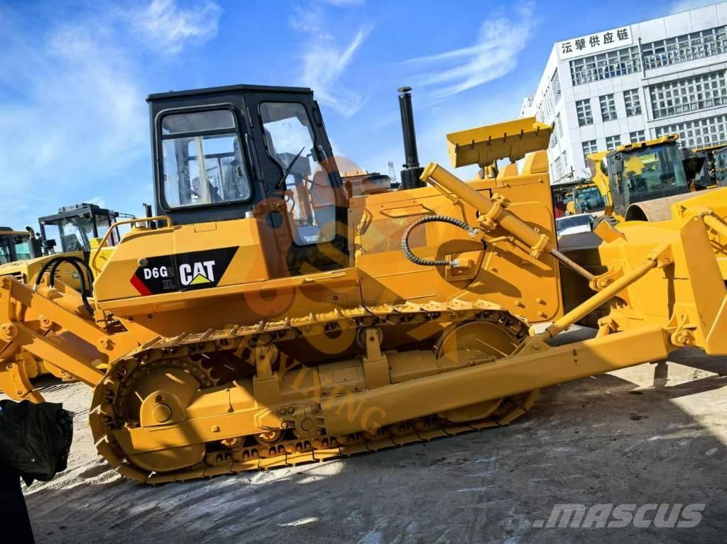 CAT D6G Niveleuse