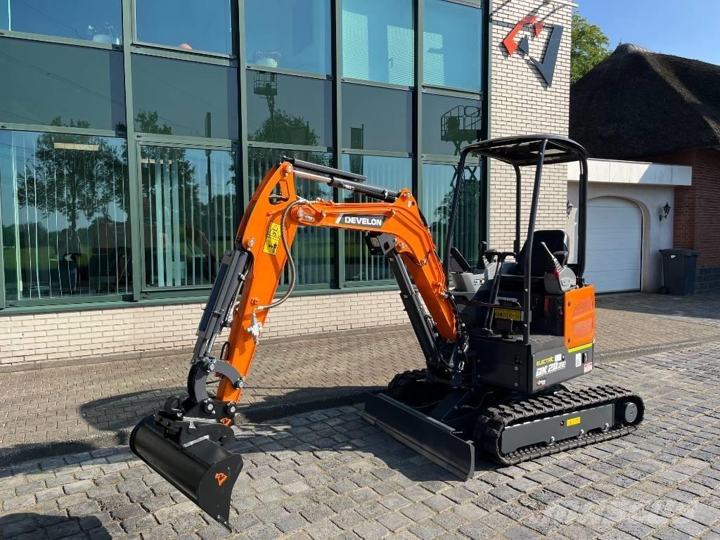 Develon DX 20 ZE Mini pelle < 7t