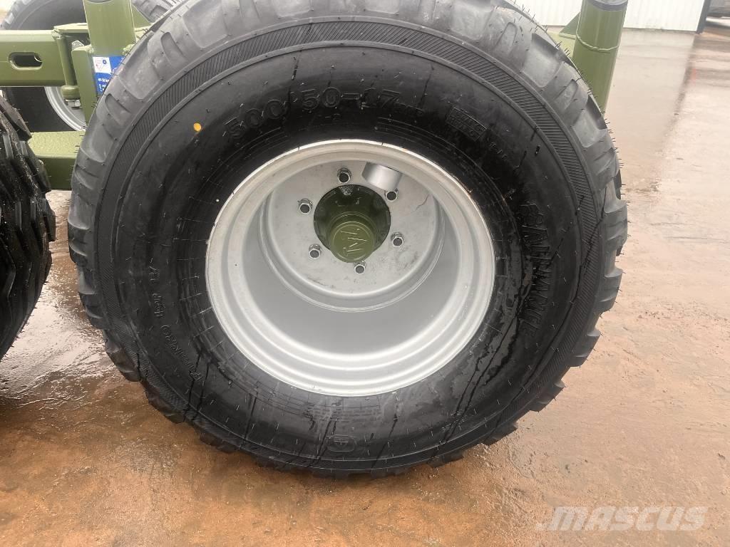 Farma T10 DS Remorque forestière avec grue