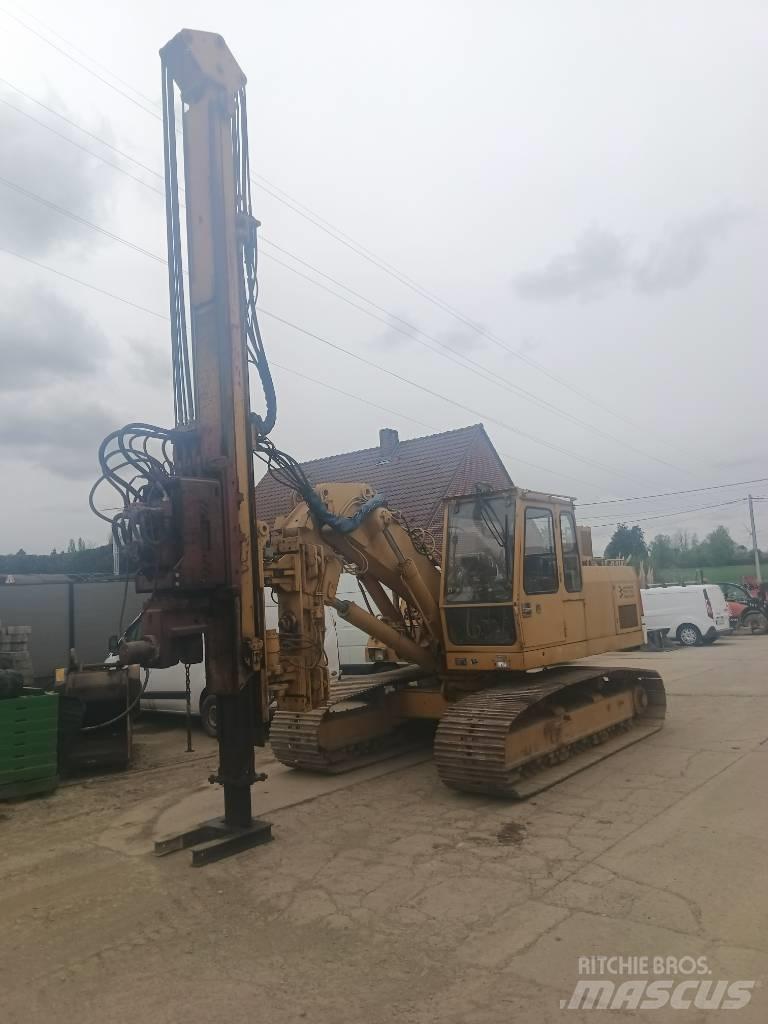 Liebherr R 922 L Pelle sur chenilles