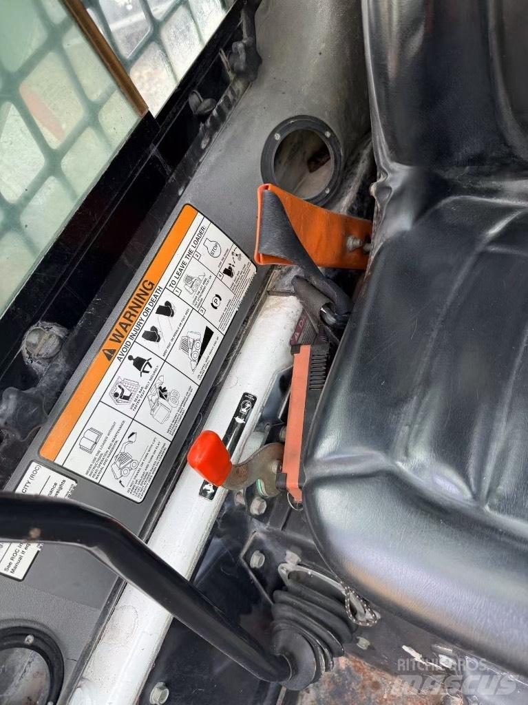 Bobcat S 300 Chargeuse compacte