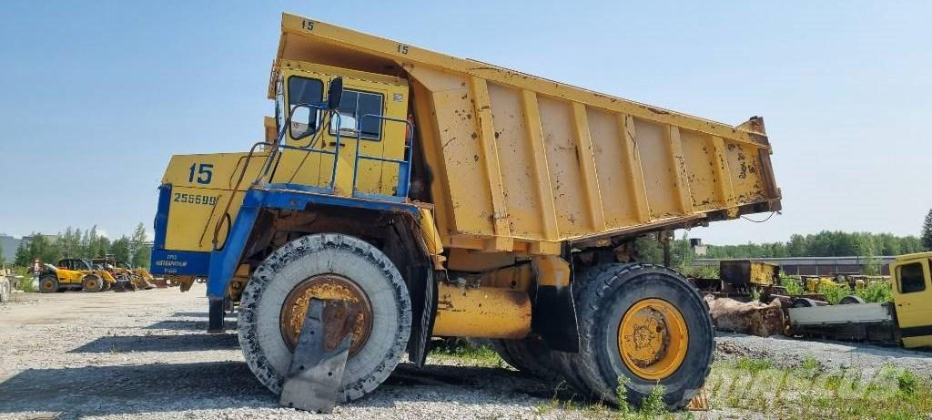 Belaz 75473 Tombereau rigide