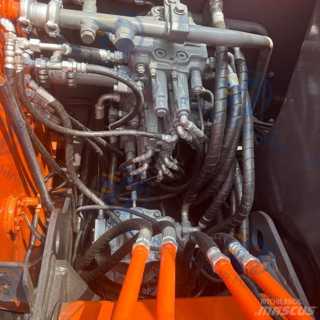 Hitachi ZX70 Pelle sur chenilles