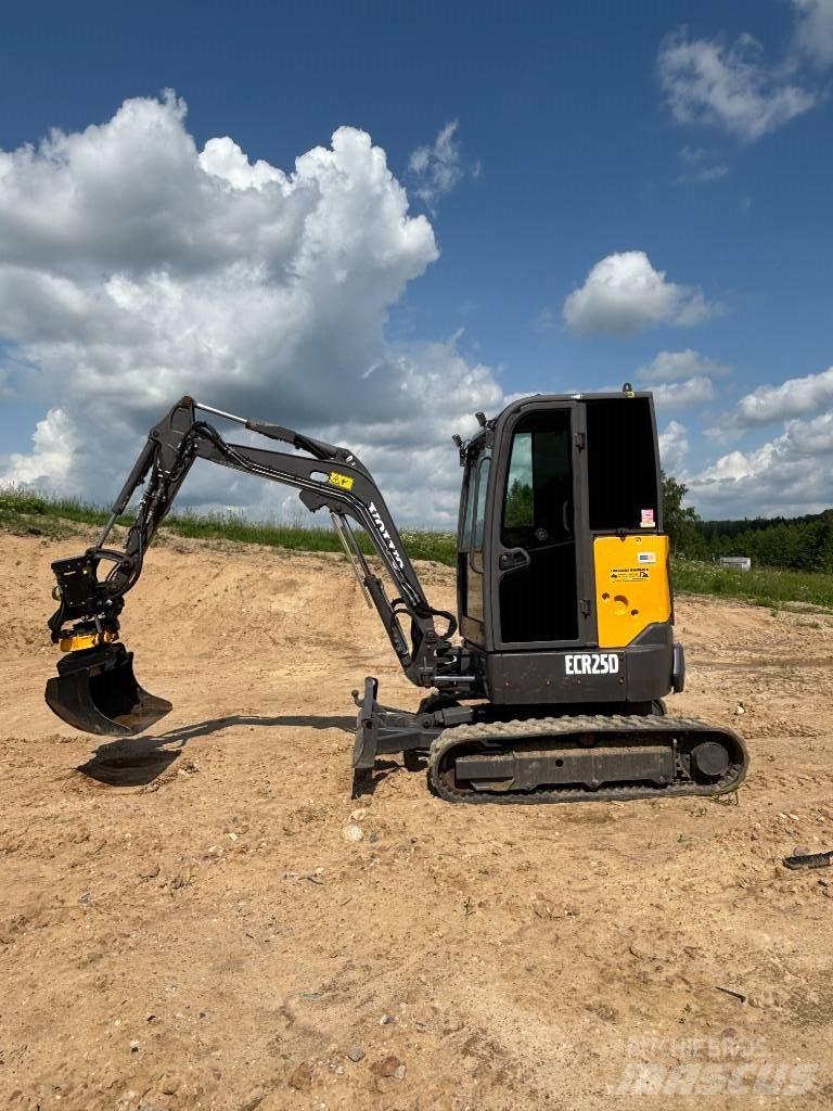 Volvo ECR 25 D Mini pelle < 7t