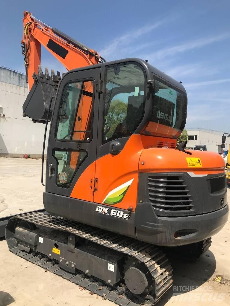 Doosan DX 60 Mini pelle < 7t
