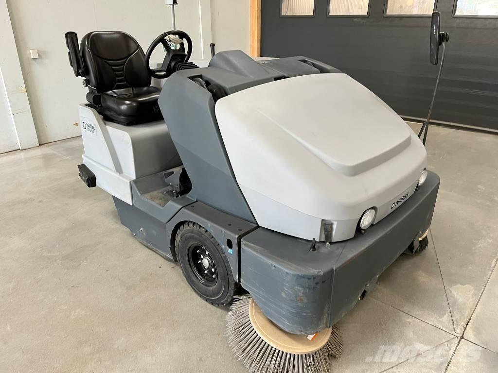 Nilfisk SW 8000 Balayeuses d'intérieur