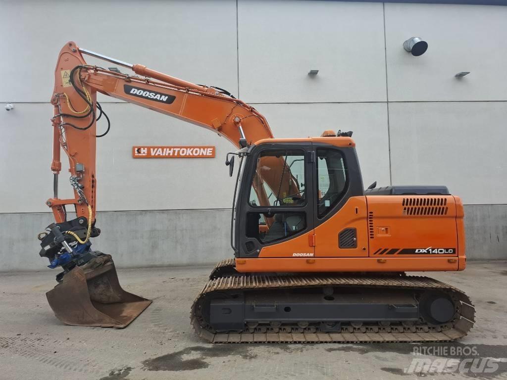 Doosan DX 140 LC Pelle sur chenilles