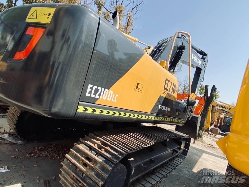 Volvo EC210DL Pelle sur chenilles