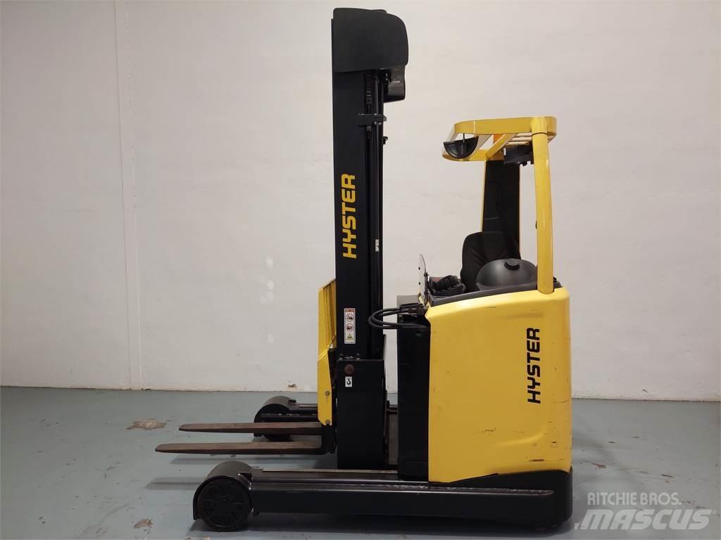 Hyster R 2 5 Chariot à mât rétractable