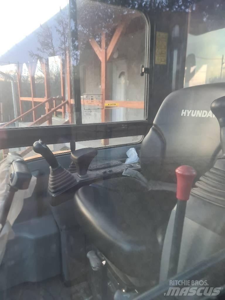 Hyundai R25Z-9 AK Mini pelle < 7t