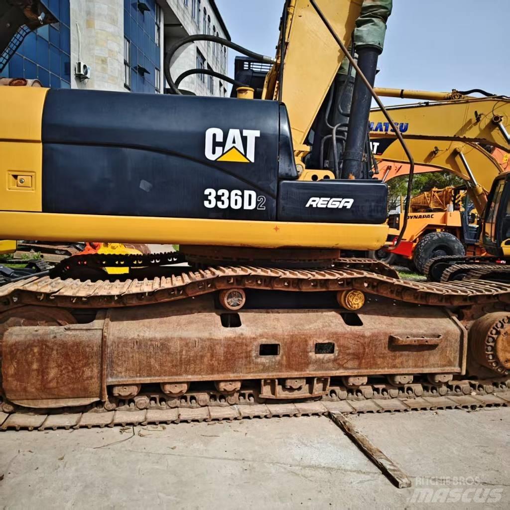 CAT 336 D2 Pelle sur chenilles