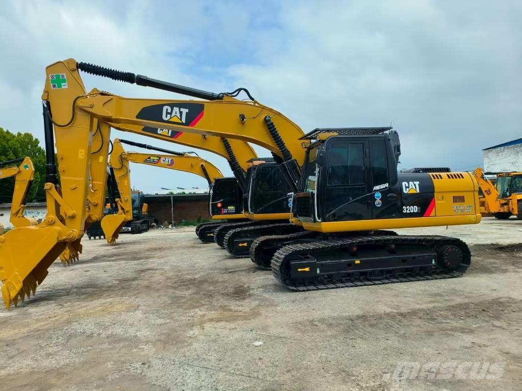 CAT 320 D Pelle sur chenilles