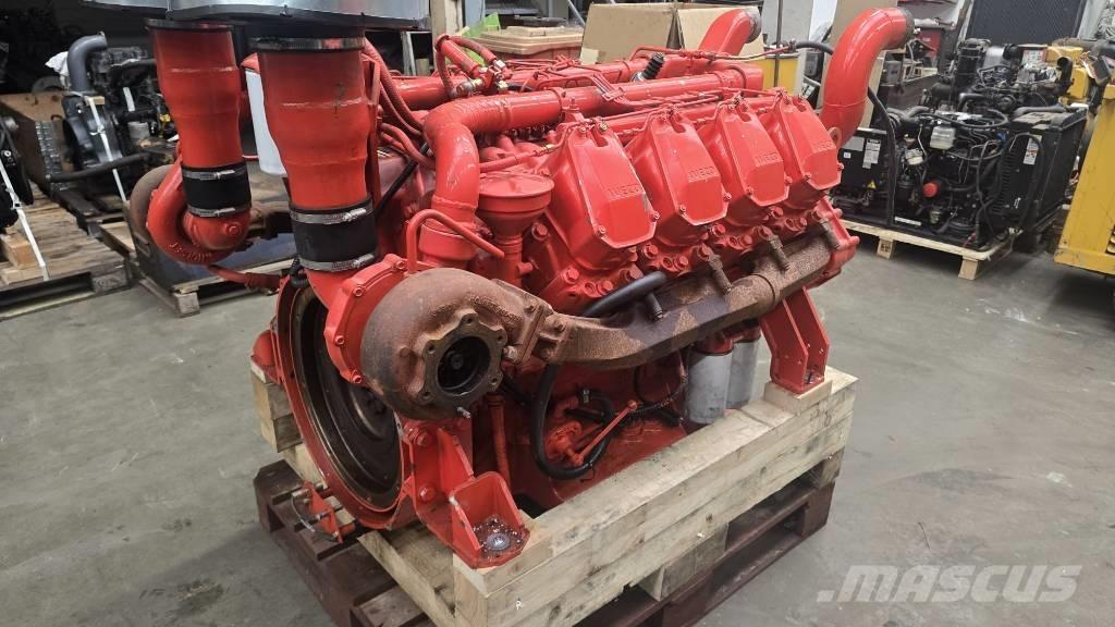 Iveco 8281 SRI V8 Moteur