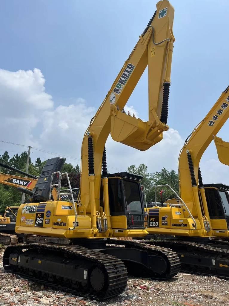 Komatsu PC 240-8 Pelle sur chenilles