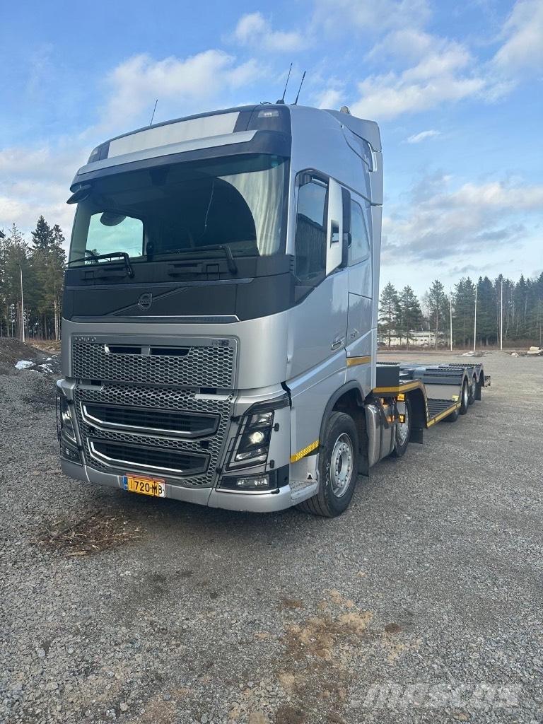 Volvo FH16 750 Camions de transport de machines forestières