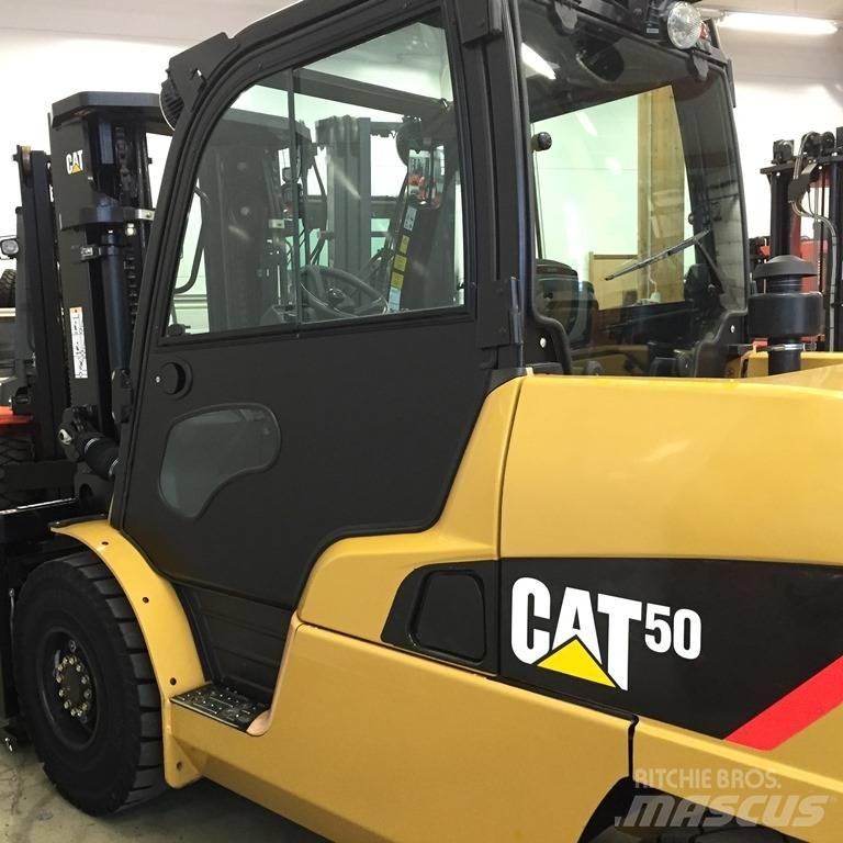 CAT DP 50 N Chariots diesel