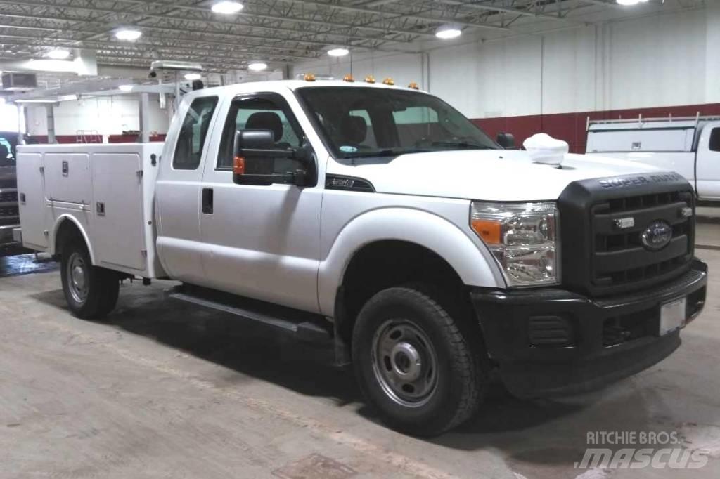 Ford F 350 XL SD Utilitaire benne