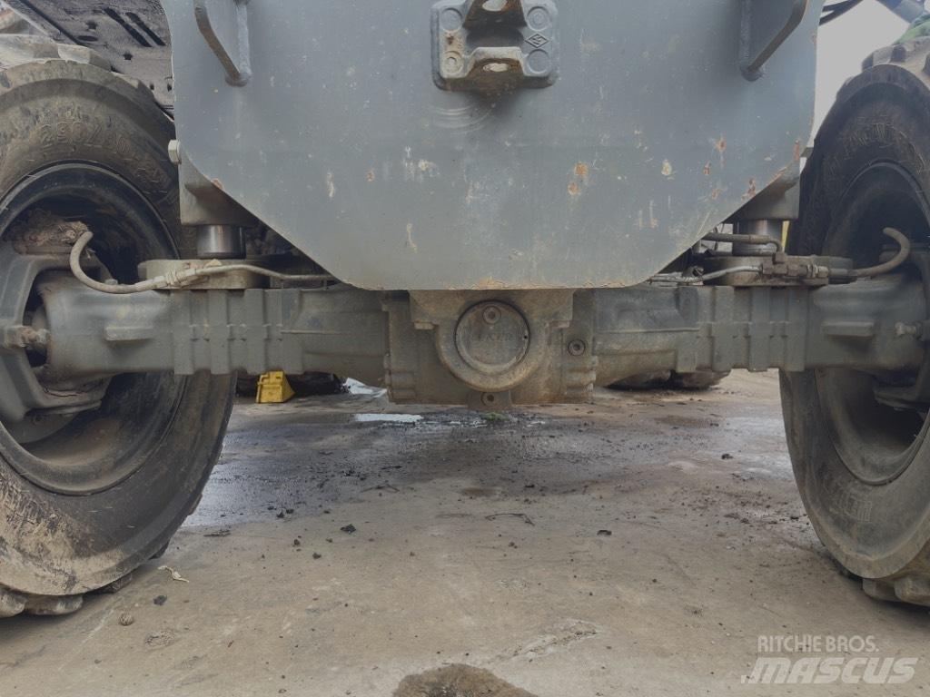 Liebherr A 910 Comp Essieux