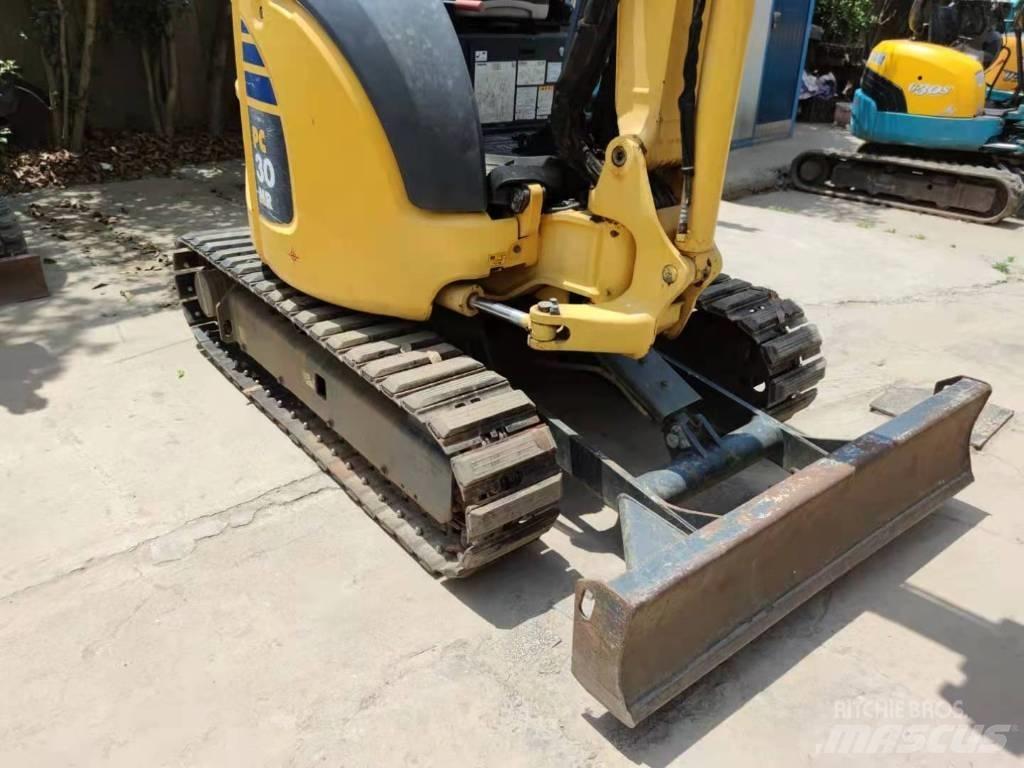 Komatsu PC 20 Mini pelle < 7t