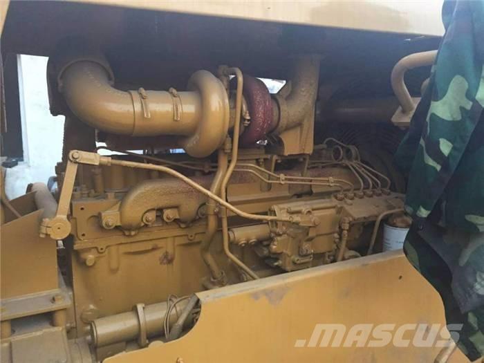 CAT D 6 D LGP Bouteurs sur chenilles