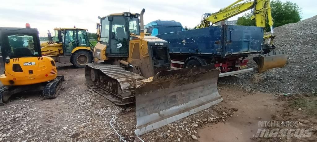 CAT D 6 K LGP Bouteurs sur chenilles