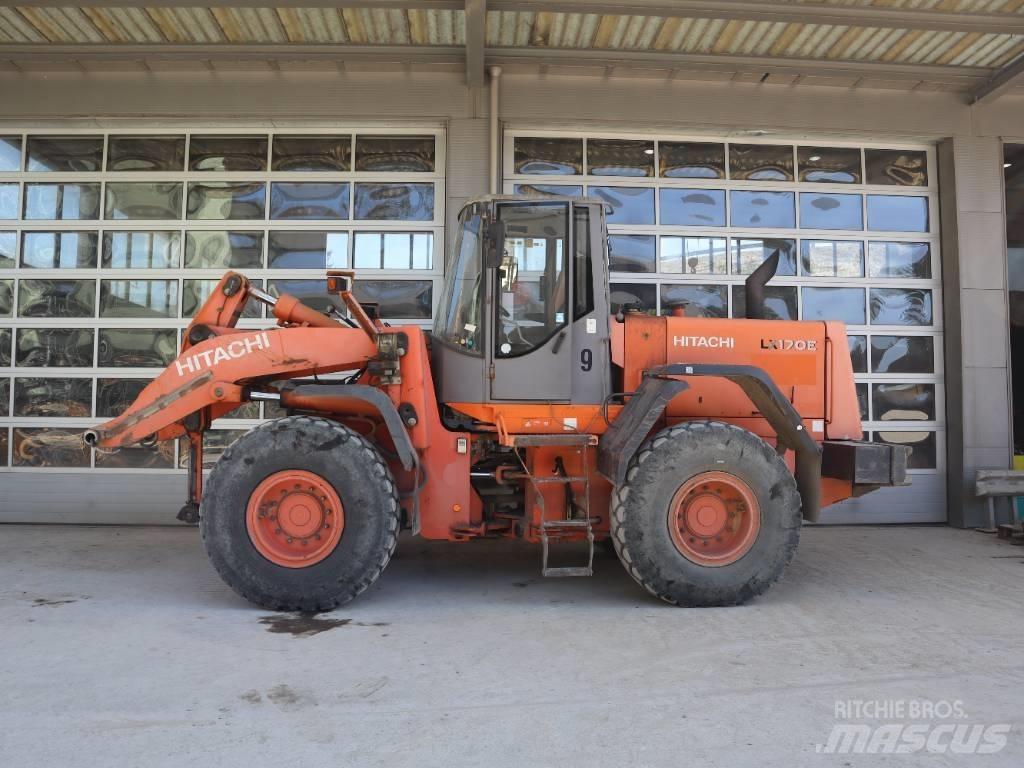 Hitachi LX 170 E Chargeuse sur pneus