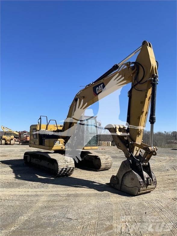 CAT 320 Pelle sur chenilles
