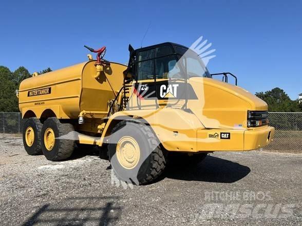 CAT 725 Camion citerne à eau