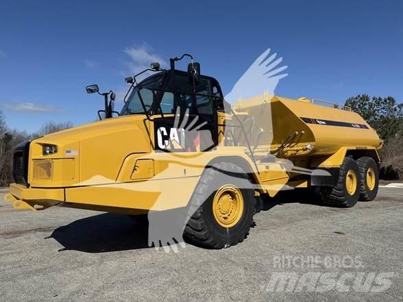 CAT 725C2 Camion citerne à eau