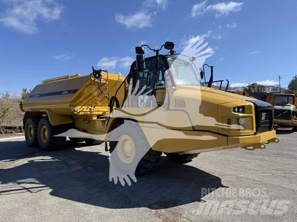 CAT 725C2 Camion citerne à eau