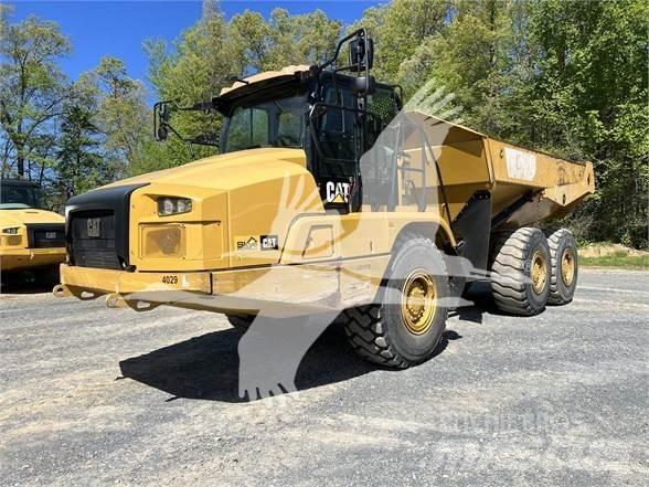 CAT 730 Tombereau articulé