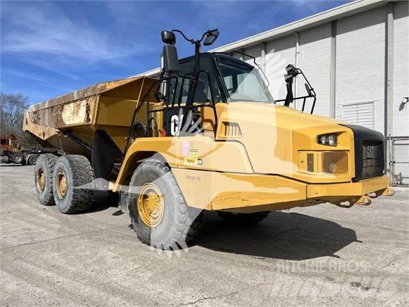CAT 730C2 Tombereau articulé