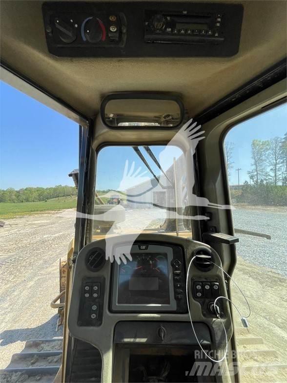 CAT D6T XL Bouteurs sur chenilles