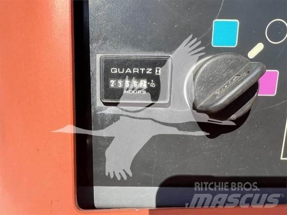 JLG 450AJ Nacelles articulées