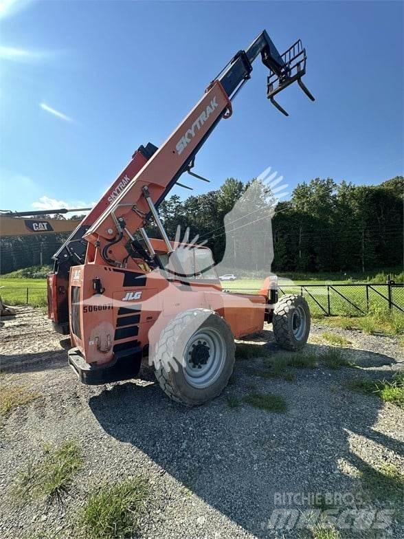 SkyTrak 6042 Chariot télescopique