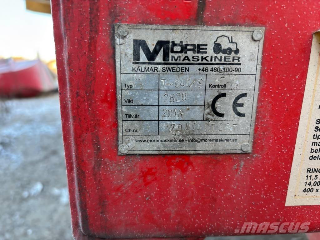 Doosan DX 140 W + vagn Pelle sur pneus