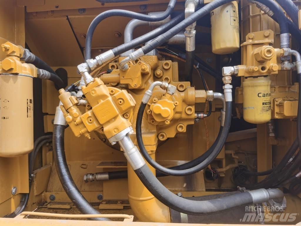 CAT 336 D2 Pelle sur chenilles