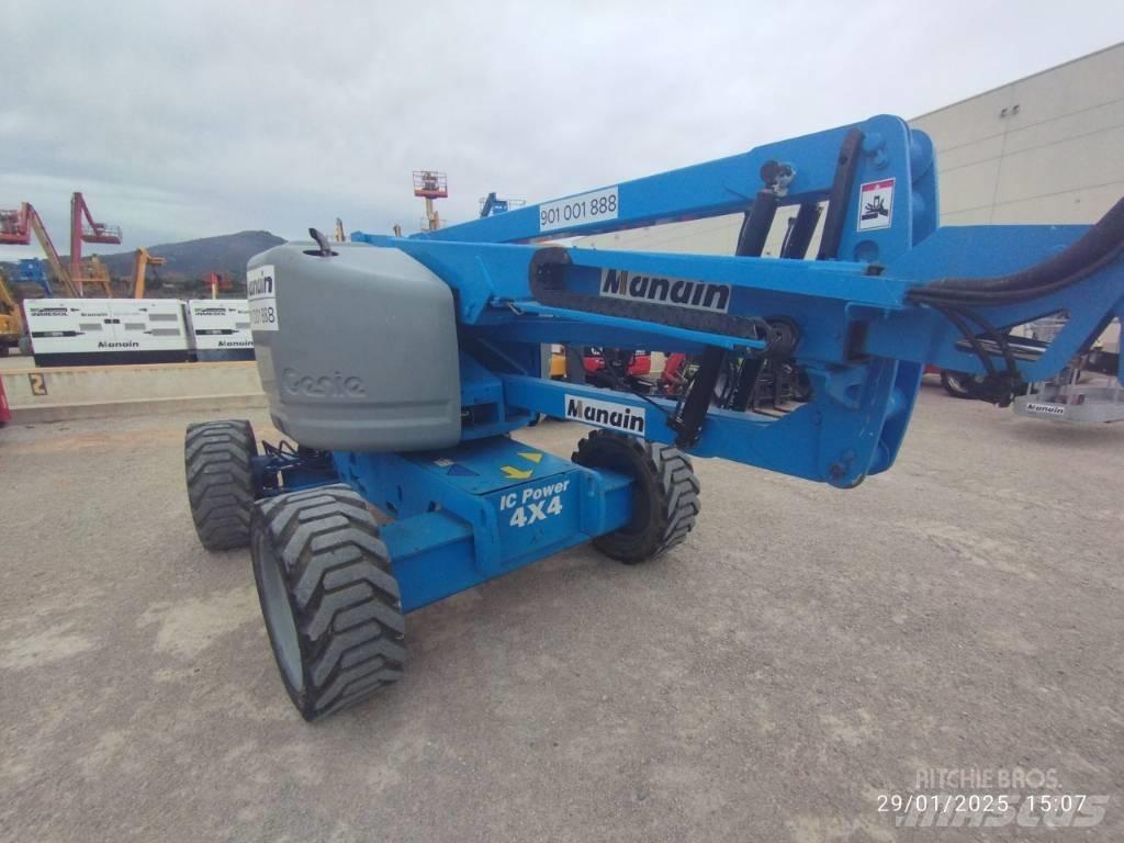 Genie Z 45/25 Nacelles articulées